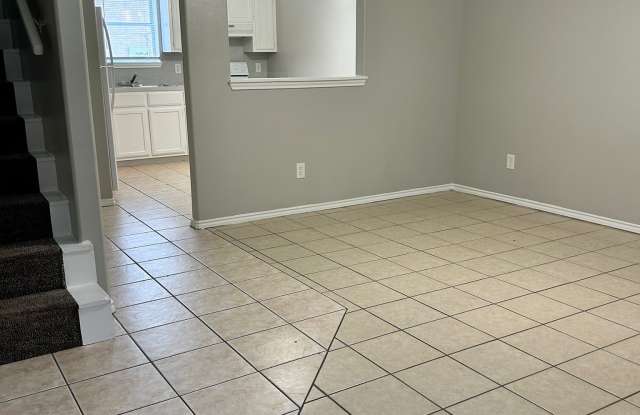 2302 Elisa Lane - 2302-04 photos photos