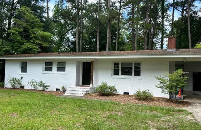 Desirable 3 Bedroom Home UNCW/Cape Fear Students Welcome photos photos