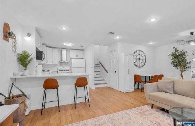 515 44th Street Rear House photos photos