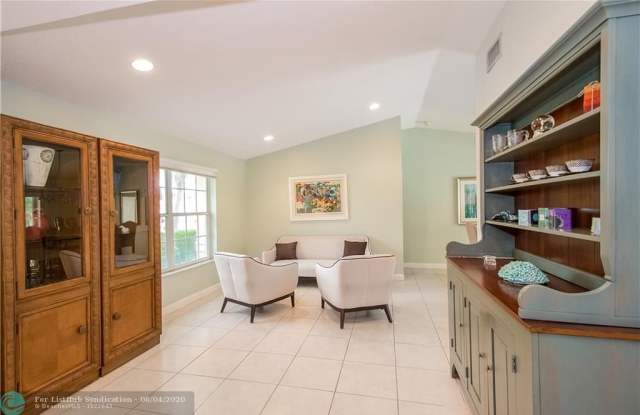 15840 Sedgewyck Cir S Gallery 2