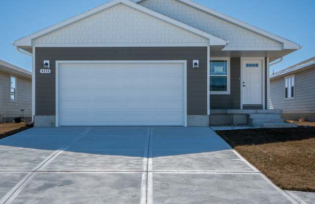 4315 Dawn Street - 4315 Dawn Street, Grand Island, NE 68803