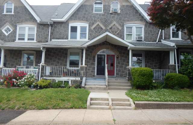245 NOBLE Street photos photos