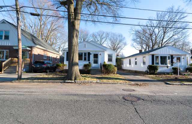 144 Texas Avenue - 144 Texas Avenue, Providence, RI 02904