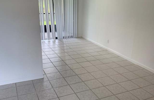 4467 OAK TERRACE Drive Gallery 2