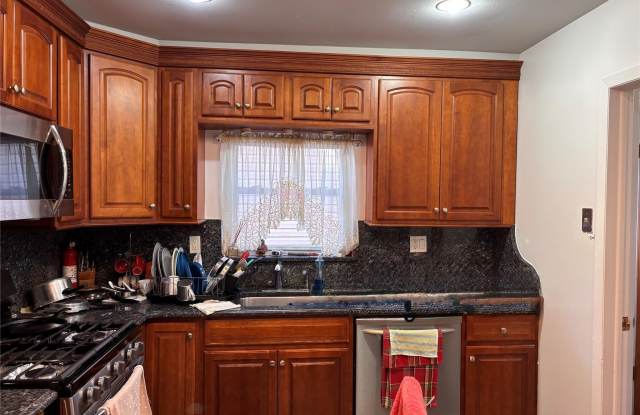 22-37 128 street unit: 1 photos photos