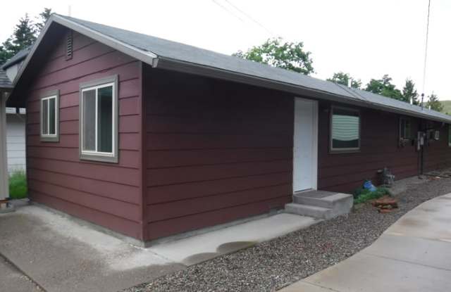 915 Charlo Street - 915 Charlo Street, Missoula, MT 59802