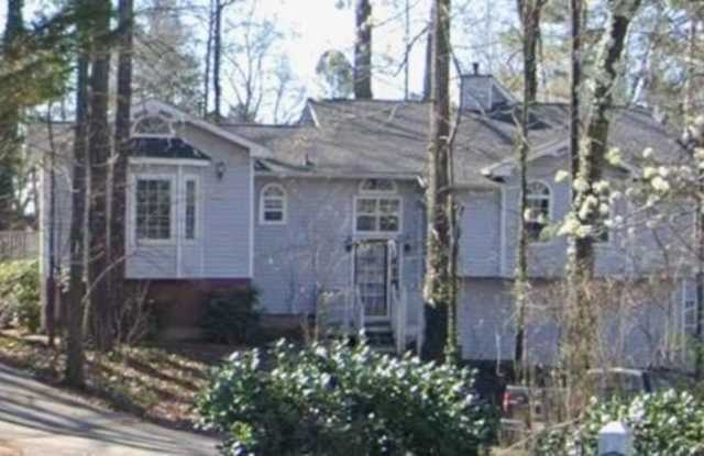 3666 Lakewood Court photos photos