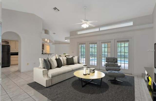 1534 Reade Circle Gallery 4