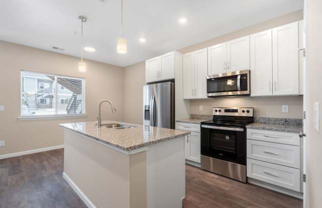 1601 Grand Harmony Boulevard - 202 Gallery 4
