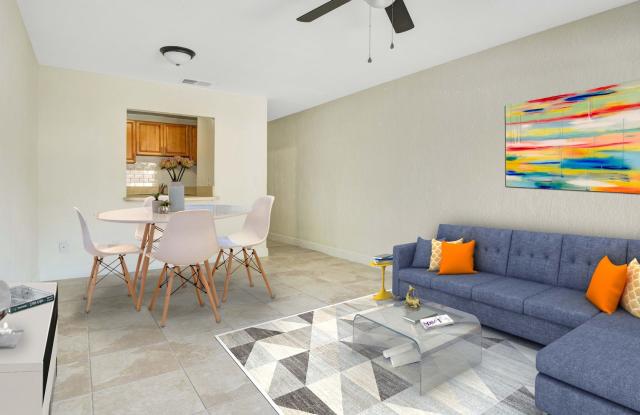 Parkside Villas – Renovated Villa-Style Living | No Upstairs or Downstairs Neighbors Gallery 1