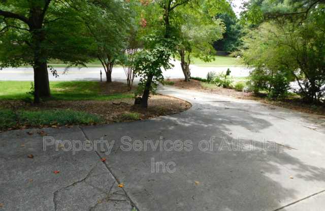 626 Indian Hills Pkwy Gallery 2