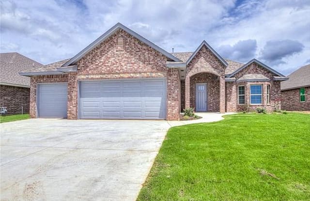 1715 Logans Way - 1715 Logan’s Way, Norman, OK 73072