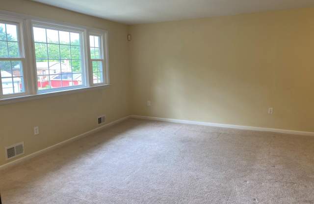 2503 JOSEPH DRIVE Gallery 2