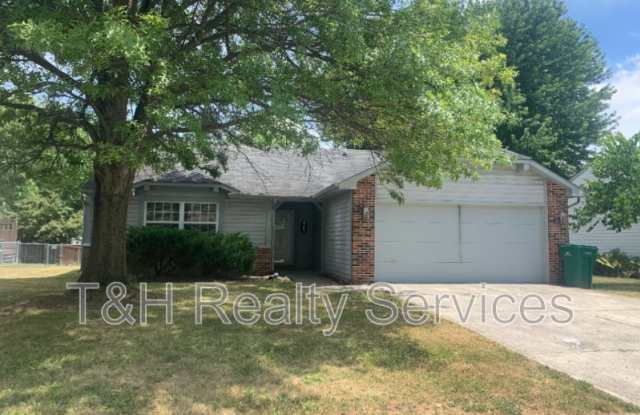 4257 Eagle Bay West Dr - 4257 Eagle Bay West Drive, Indianapolis, IN 46254
