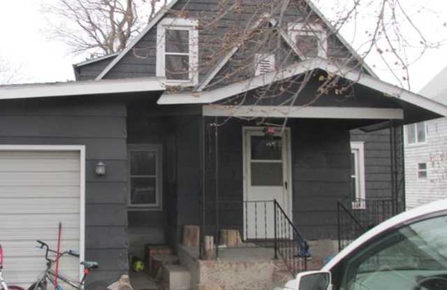 403 Grand Street photos photos