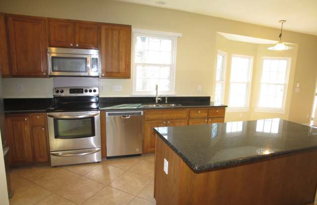 Charming, 2 Story Home Located in the Providence Commons Community! Gallery 4