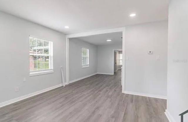 1706 W PALMETTO Street Gallery 2