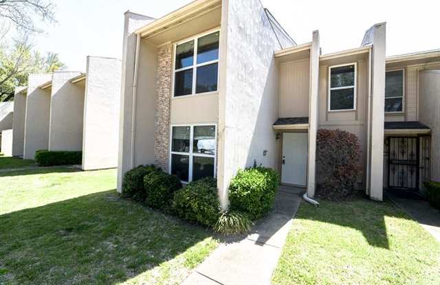 340 Valley Park Drive Gallery 2