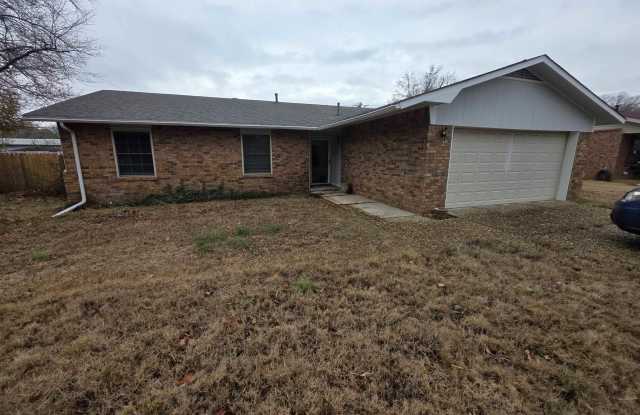 10 Hollyridge Court - 10 Hollyridge Court, Sherwood, AR 72076