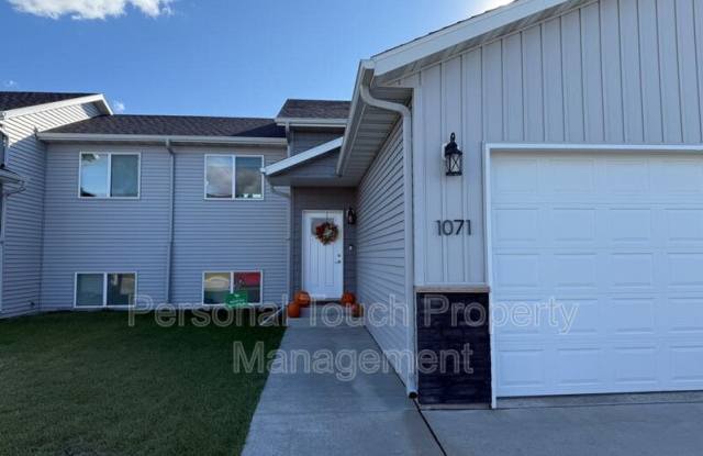 1071 Barnes Dr W photos photos 1071 Barnes Dr W photos photos