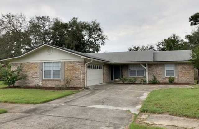 5974 GREENWILLOW LN S - 5974 Greenwillow Lane South, Jacksonville, FL 32277