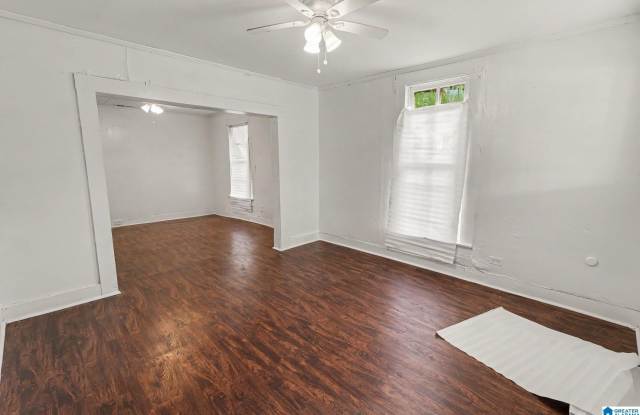 220 AVENUE Z Gallery 3