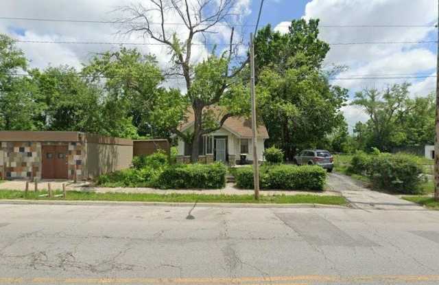 5313 Prospect Avenue photos photos