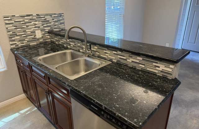 591 Burr Oak Ln Gallery 4