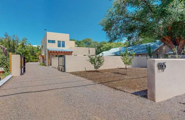 North Valley Fabulous 2018/sf 2 Bedroom  2.5 Bath  with Garage photos photos