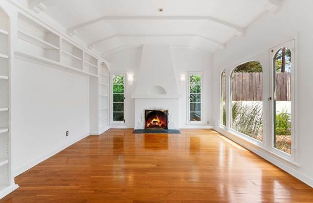Incredible 4 bd 3 ba home photos photos
