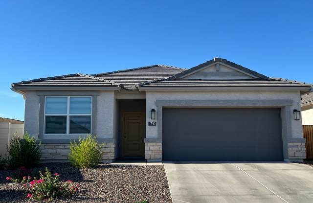 Beautiful home in the newly developed community of RADIANCE - 1792 West Spaulding Avenue, Pinal County, AZ 85212