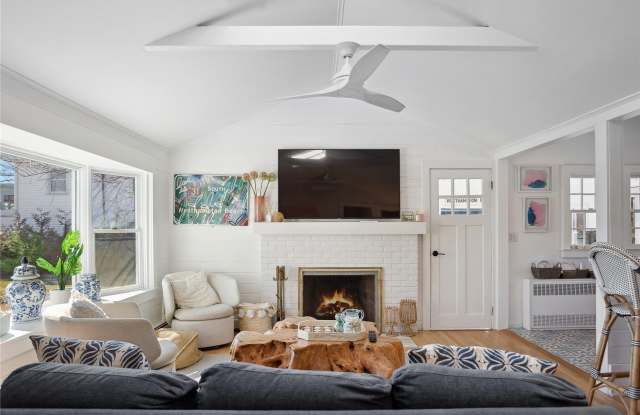 66 Library Avenue Gallery 4