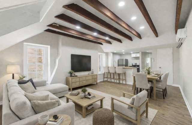 5283 Germantown Ave photos photos