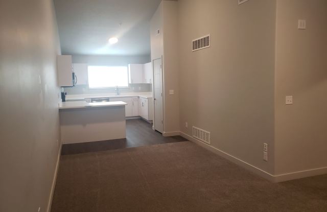 2 bed 1 bath in Springville!! Gallery 3