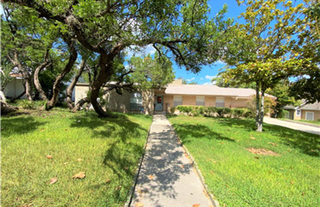 9714 Laurel Oaks St - 9714 Laurel Oaks, San Antonio, TX 78240