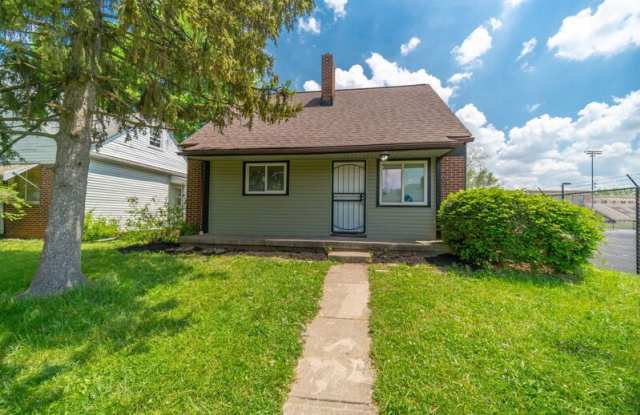 2200 Homestead Dr photos photos