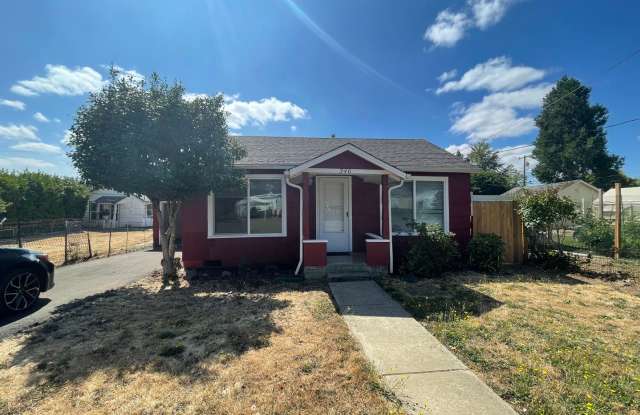 2 Bed 1 Bath Cottage photos photos