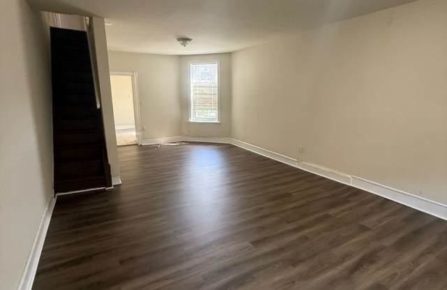 3 BED 1.5 BATH HOME FOR RENT. photos photos