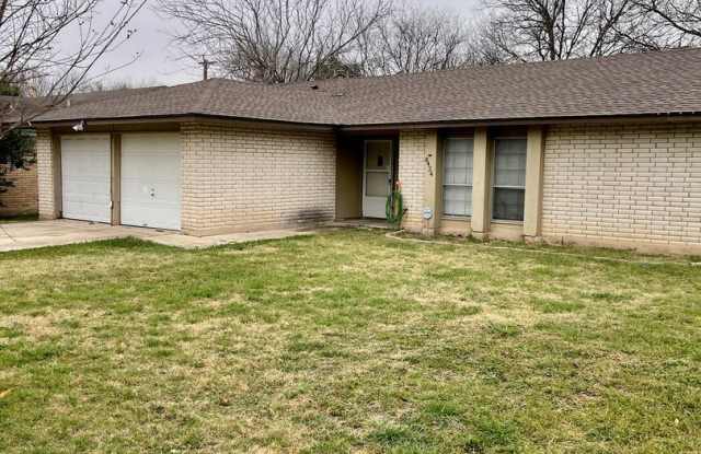 8424 Tuxford Gallery 2