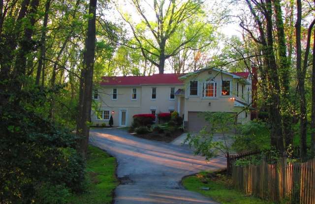10506 MARBURY RD - 10506 Marbury Road, Oakton, VA 22124