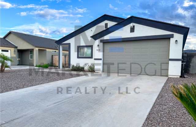 909 E Fremont Rd photos photos