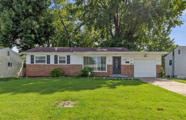 616 Holiday Ave photos photos