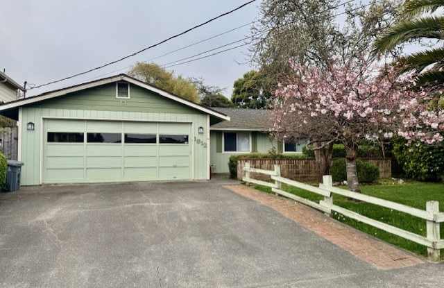 1812 16th Street - 1812 16th Street, Eureka, CA 95501