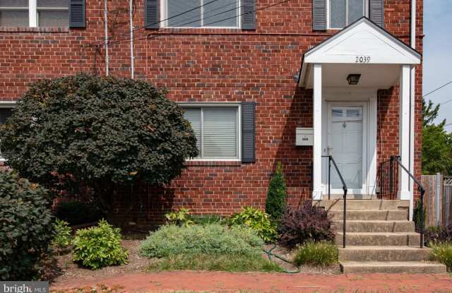 2039 N BRANDYWINE STREET - 2039 North Brandywine Street, Arlington, VA 22207