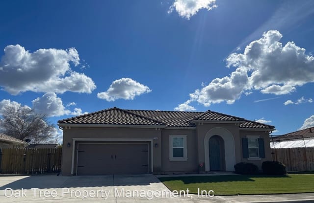 2148 Buckingham Avenue - 2148 Buckingham Avenue, Clovis, CA 93611