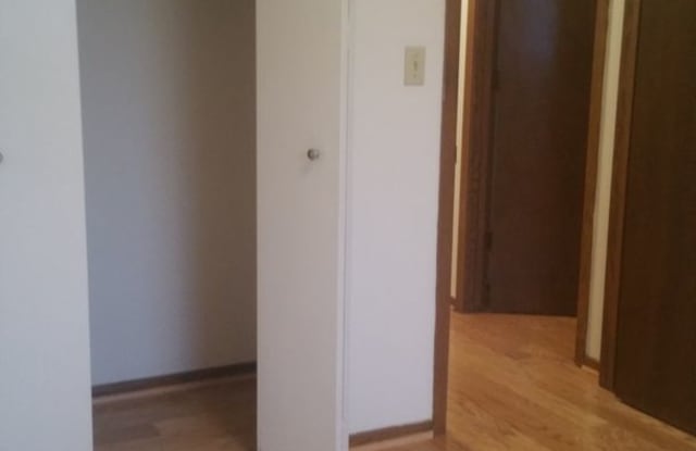 DJ Smith Realty Emerson Ave S photos photos