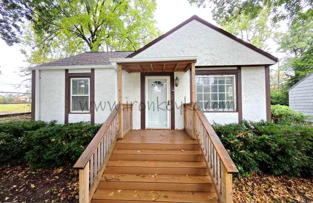 2232 South 13th Terrace Gallery 1