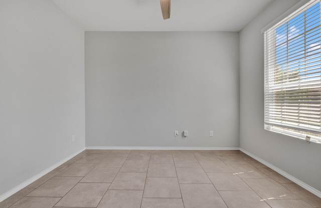 Charming 3 Bedroom 2 Bathroom + Office Home in Arcadia Ridge! Gallery 4