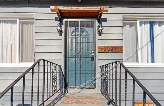 2037 36th Ave photos photos