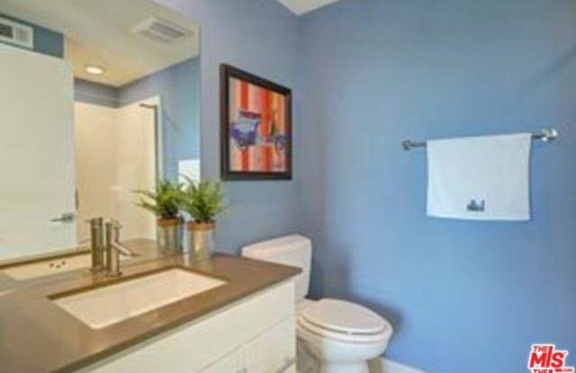 2581 ARVIA Street Gallery 4